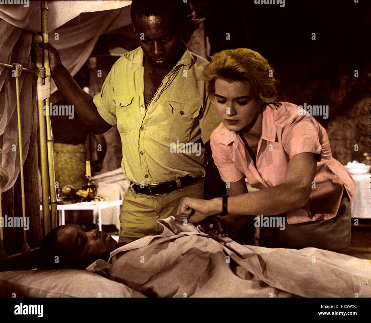 Jenseits des Ruwenzori, (die Sünden von RACHEL CADE) USA 1959, Regie: Gordon Douglas, ANGIE DICKINSON, Stichwort: Krankenhaus Stockfoto