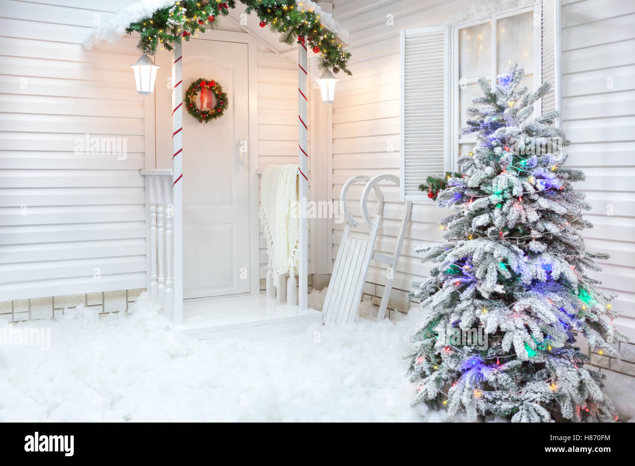Winter Exterieur Eines Landhauses Mit Weihnachtsdekoration