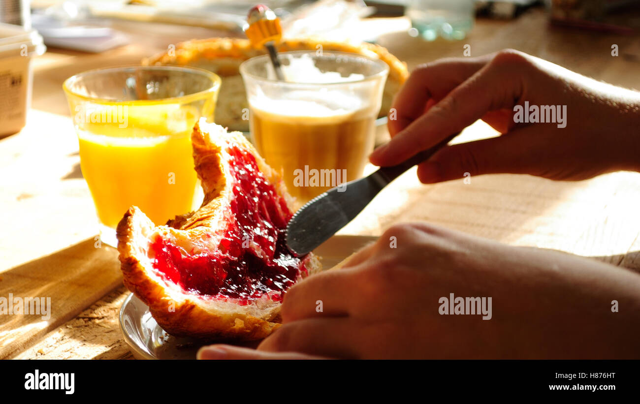 Frühstück am frühen Morgen Stockfoto