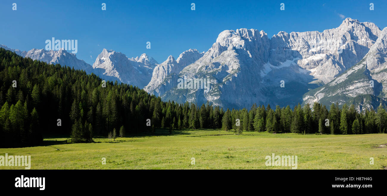 Monte Cristallo aus dem Osten, Sextener Dolomiten, Südtirol, Italien. Stockfoto