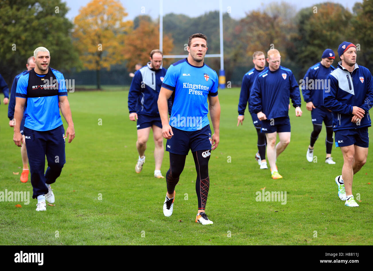 England Kapitän Sam Burgess während einer Trainingseinheit am Eltham College in London. Stockfoto