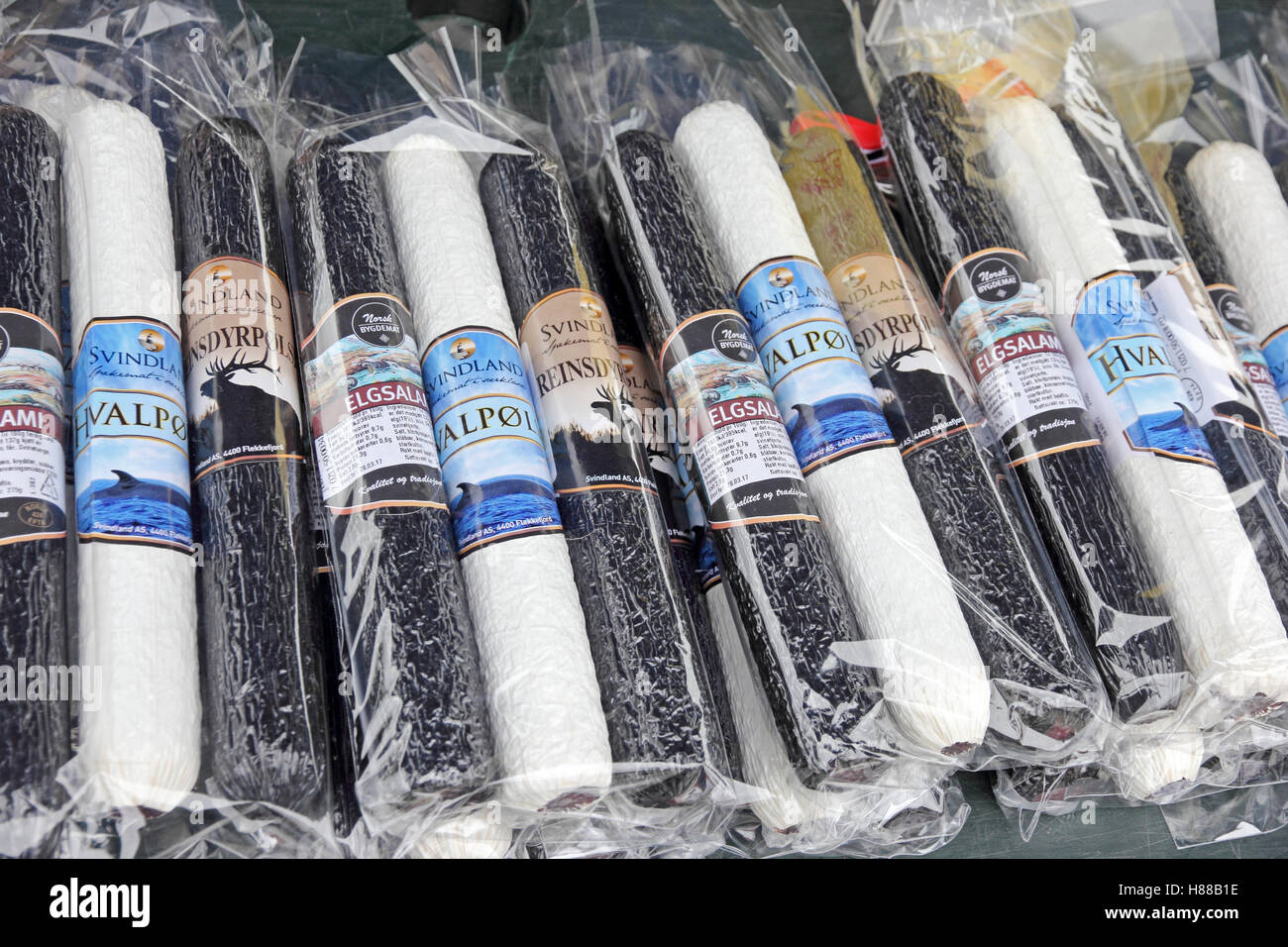 Fleisch Wurst zum Verkauf auf Marktstand, Stavanger, Norwegen Stockfoto