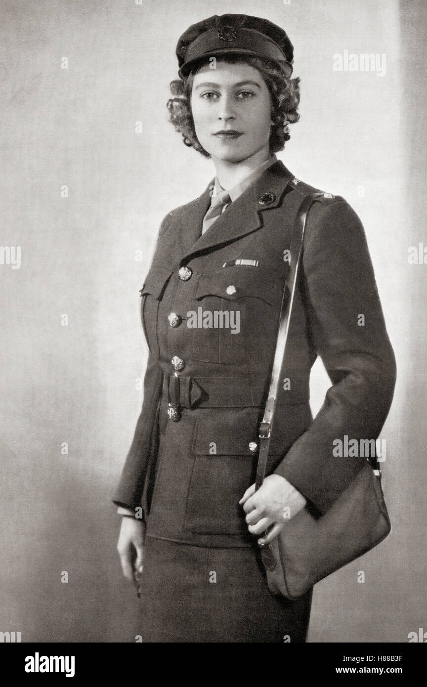Prinzessin Elizabeth, zukünftige Elizabeth II, 1926 - 2022. Königin des Vereinigten Königreichs, Kanada, Australien und Neuseeland. Hier im Jahr 1945 in der Uniform des zweiten Subalterns im A.T.S. zu sehen Von einem Foto. Stockfoto