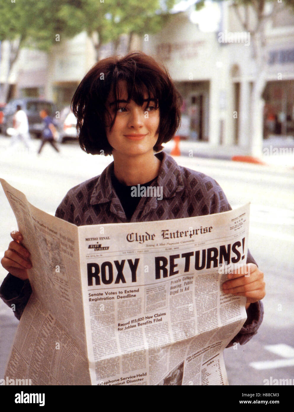 Tödliche Anziehung, (Heidekraut) USA 1989, Regie: Michael Lehmann, WINONA RYDER, Stichwort: Zeitung Stockfoto