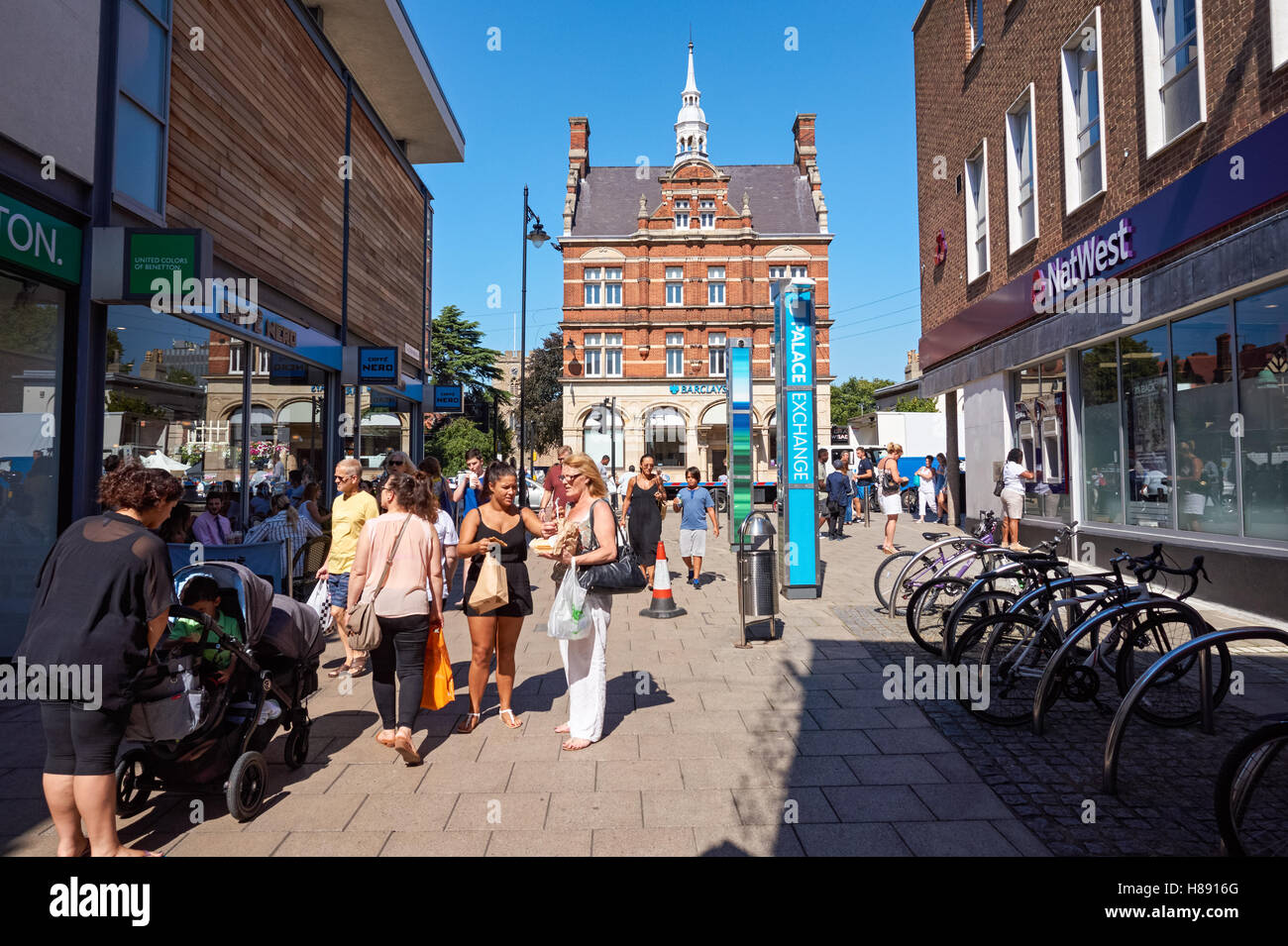 Schlossgarten-Einkaufszentrum in Enfield Town, London England Vereinigtes Königreich UK Stockfoto