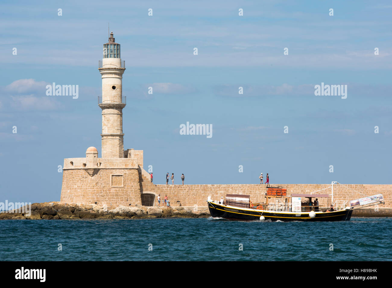 Griechenland, Kreta, Chania, Hafen, Leuchtturm, Stockfoto