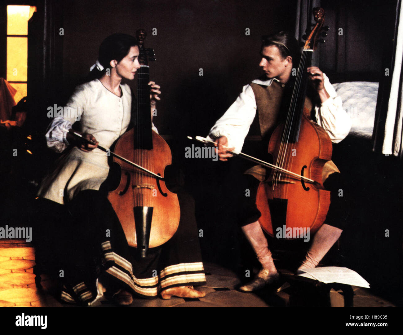 Sterben die Siebente Saite (TOUS LES MATINS DU MONDE) F 1991, Regie: Jean-Pierre Marielle, ANNE BROCHET, GUILLAUME DEPARDIEU, Stichwort: Viola, Musiker Stockfoto