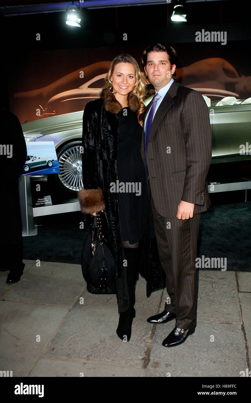 Donald Trump Jr. und Vanessa Trump Ankunft bei Mercedes-Benz Fashion Week, Tag 5 NYC in New York, New York fotografiert.  6. Februar 2007 © 2007 RTNoulin / MediaPunch Stockfoto