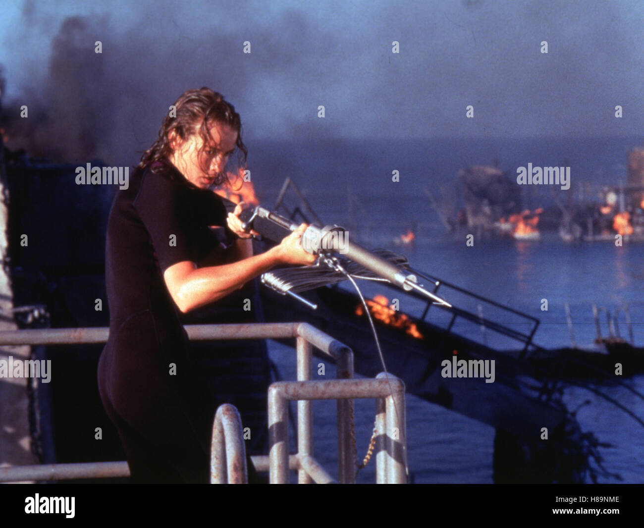 Deep Blue Sea, (DEEP BLUE SEA) USA 1999, Regie Renny Harlin, SAFFRON