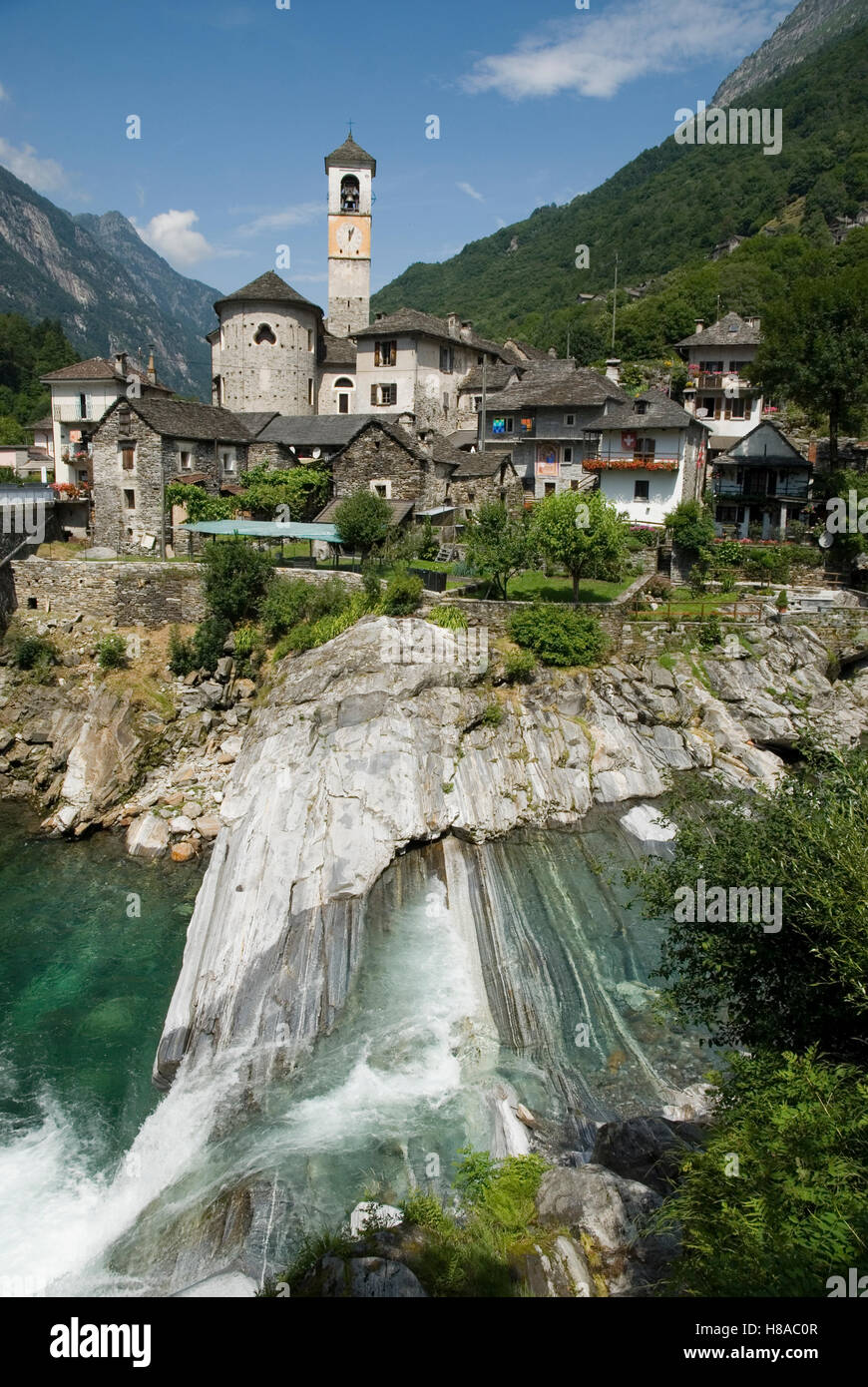 Pfarrkirche Madonna Degli Angeli, Kirche der Madonna der Engel, Lavertezzo,  Tessin, Schweiz, Europa Stockfotografie - Alamy