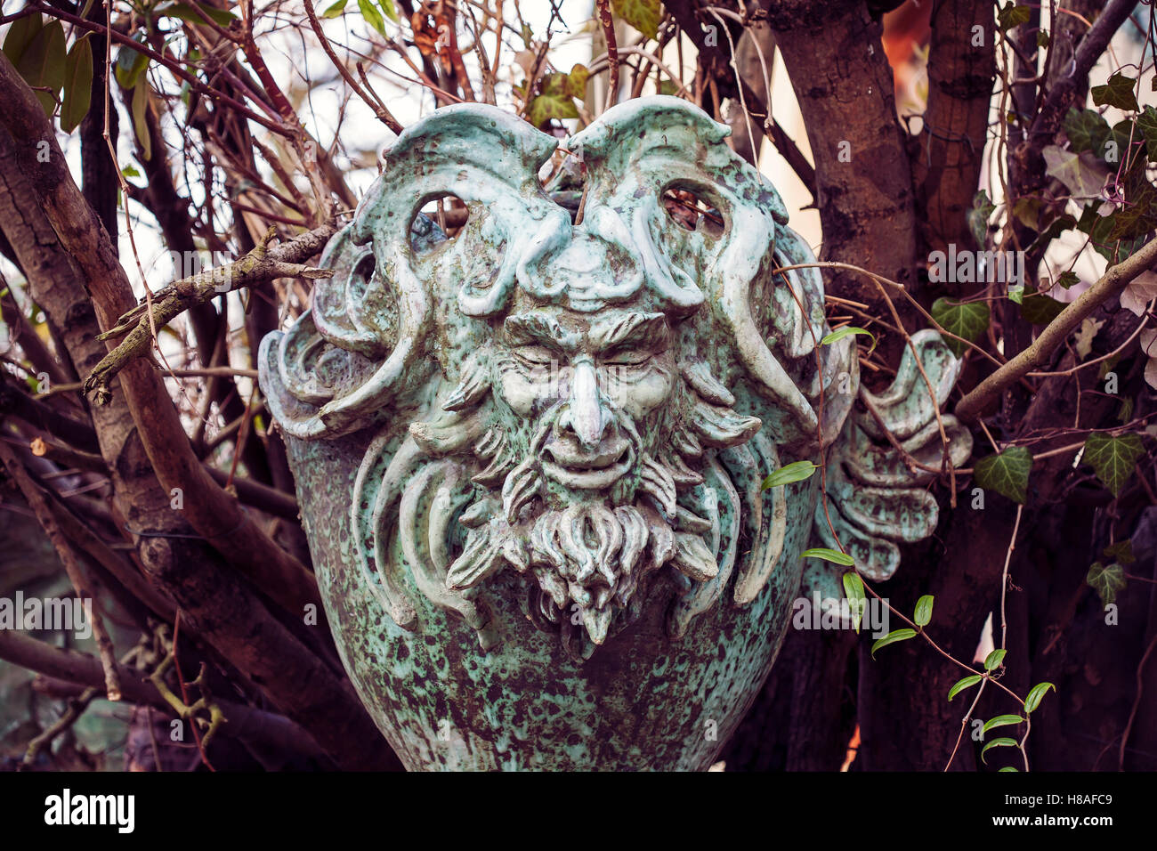 Satyr Woodland Gott Gesicht Skulptur Stockfoto