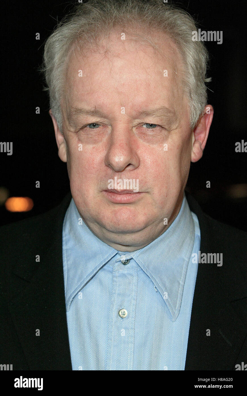 JIM SHERIDAN IN Amerika LA PREMIERE BEVERLY HILLS LOS ANGELES USA 20. November 2003 Stockfoto