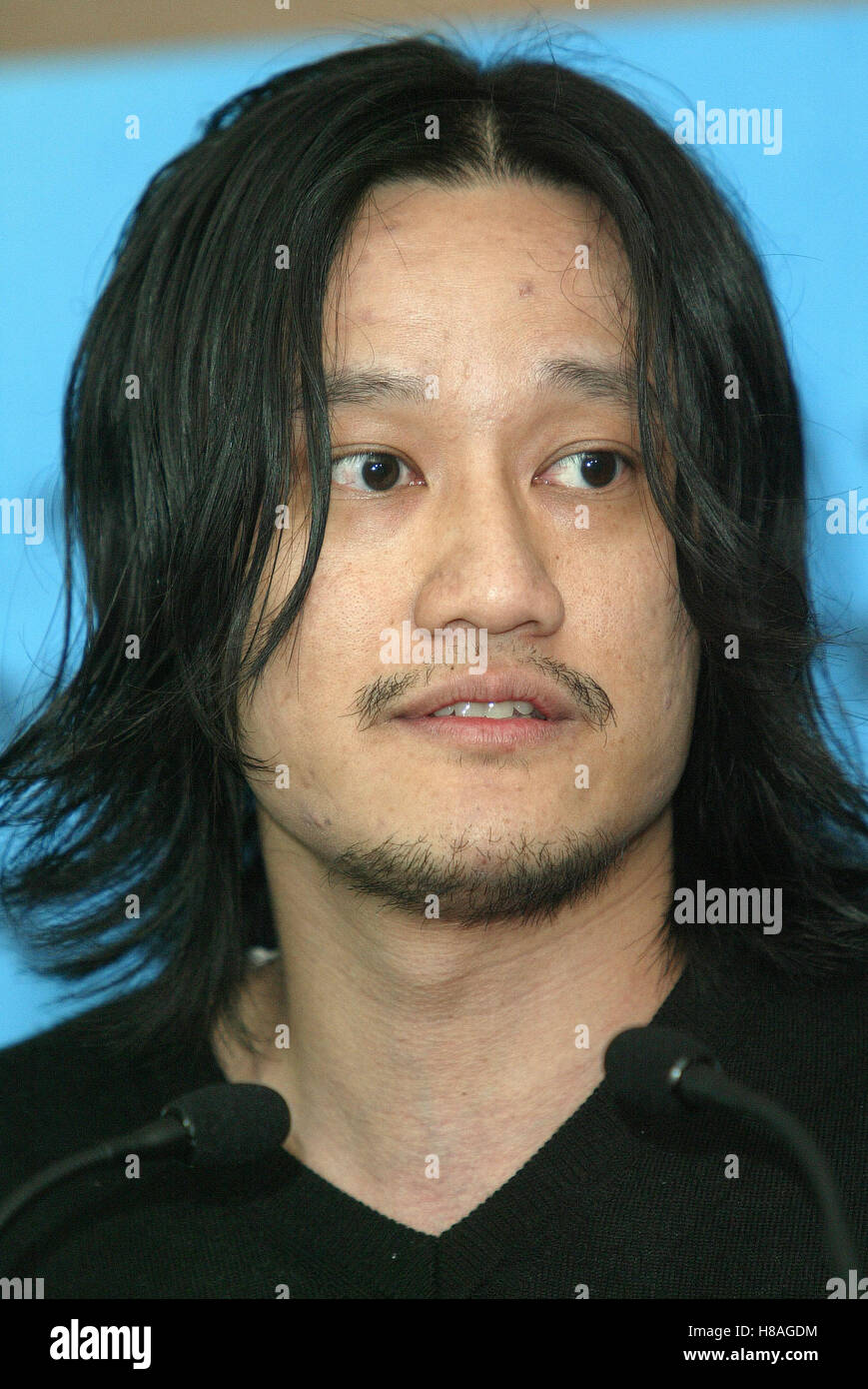 TONY BUI 2004 INDEPENDENT SPIRIT AWARDS LE MERIDIEN HOTEL BEVERLY HILLS LA USA 03 Dezember 2003 Stockfoto