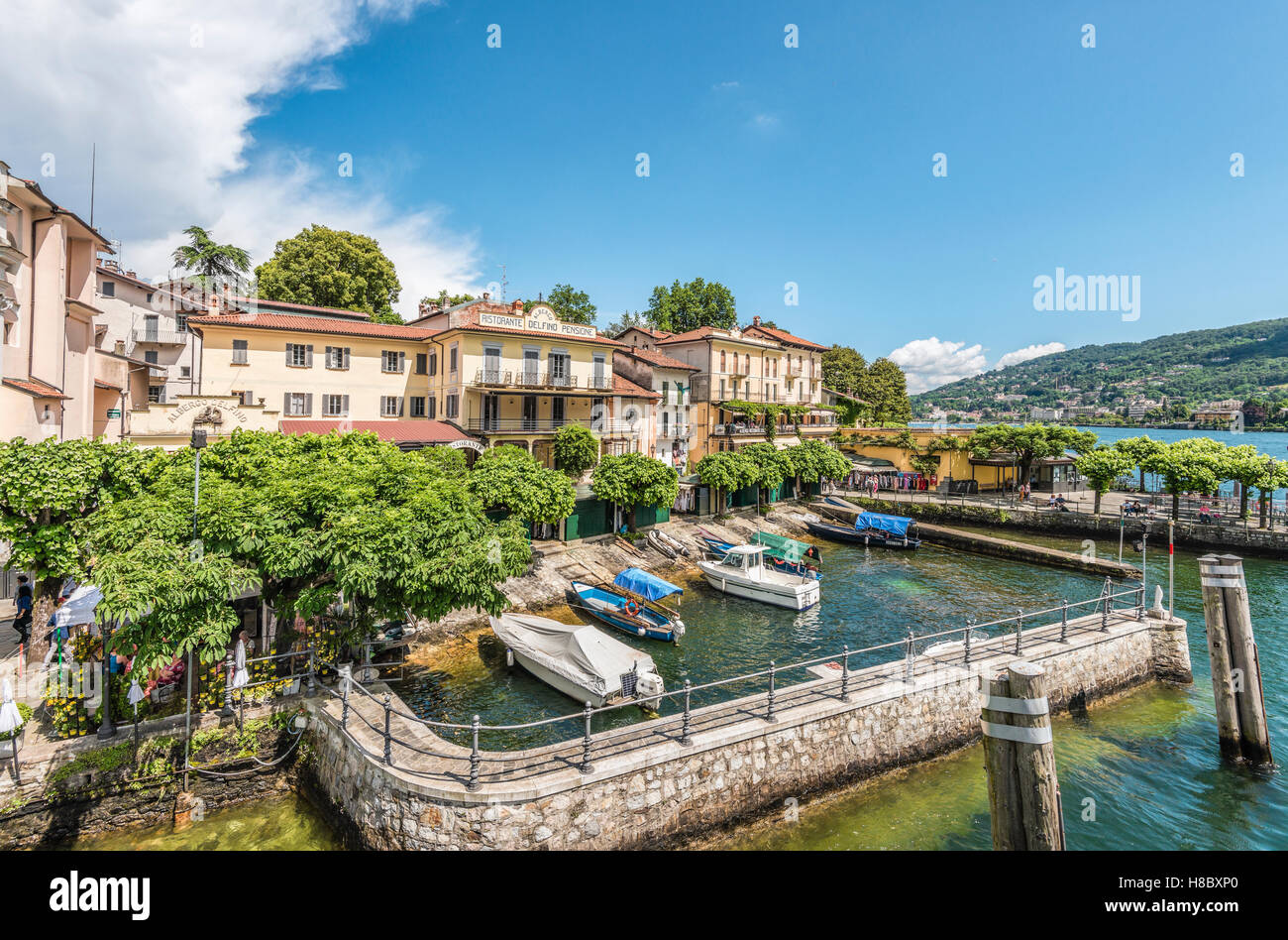 Schiffspier an der Isola Bella, Lago Maggiore, vom See aus gesehen, Piemont, Italien Stockfoto