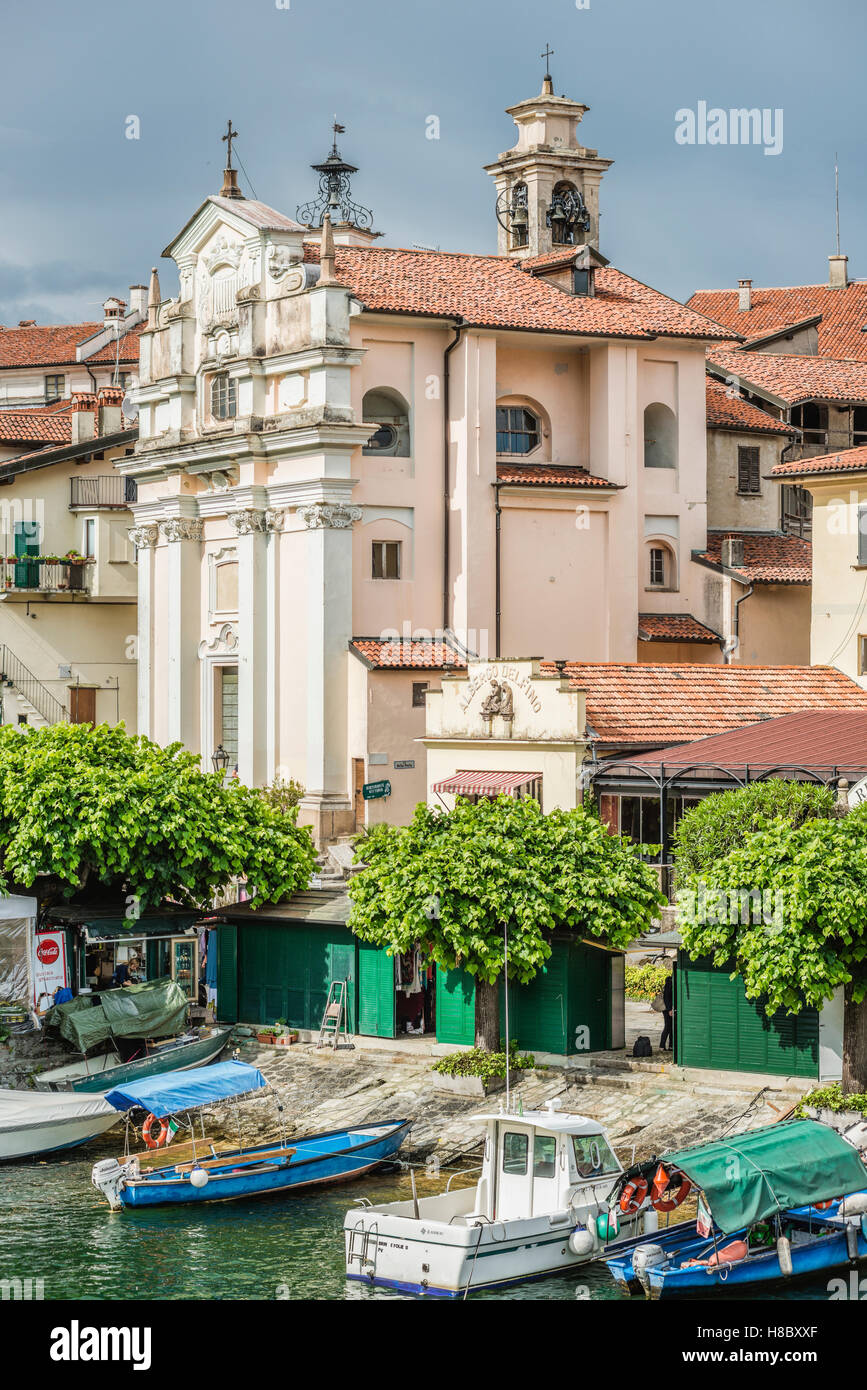 Schiffspier an der Isola Bella, Lago Maggiore, vom See aus gesehen, Piemont, Italien Stockfoto