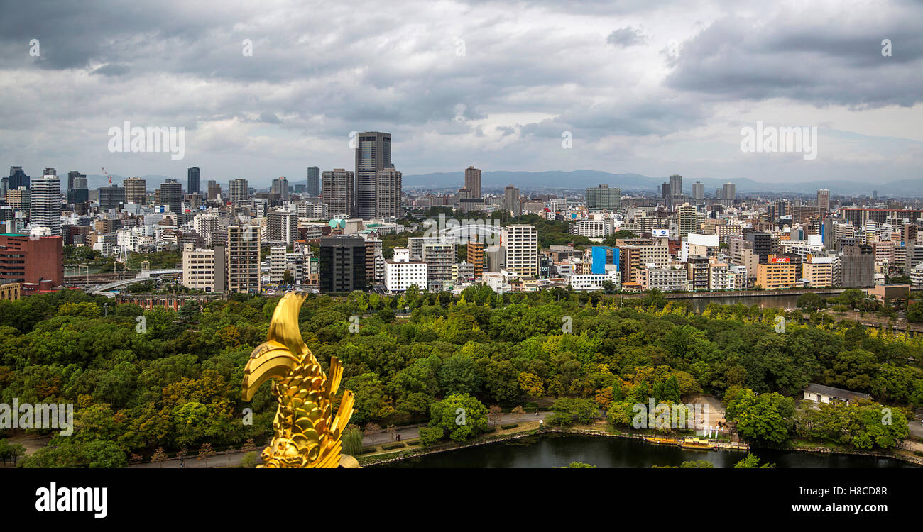 Panoramablick in Osaka, Japan. Osaka ist bekannt für seine moderne Architektur, Nachtleben und herzhafte Suppen Stockfoto