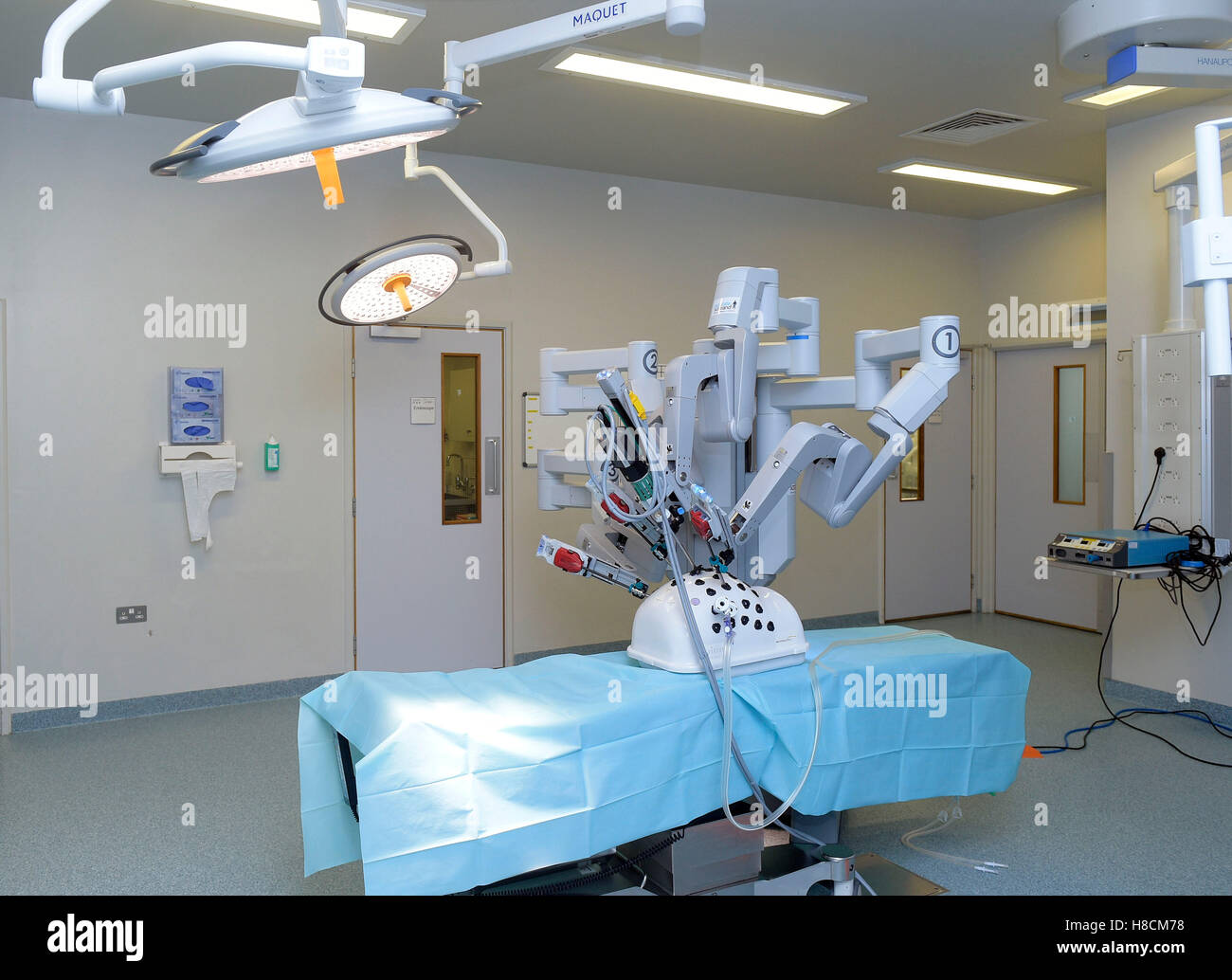 Roboter-Chirurgie für Patienten mit Prostatakrebs, da Vinci SI Surgical System Stockfoto