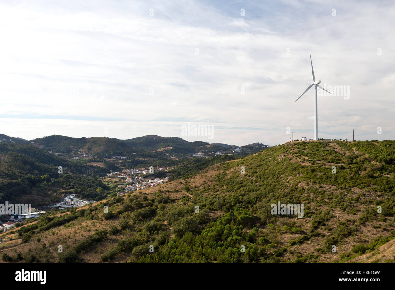 Windmühlen zur Stromerzeugung in Portugal Stockfoto