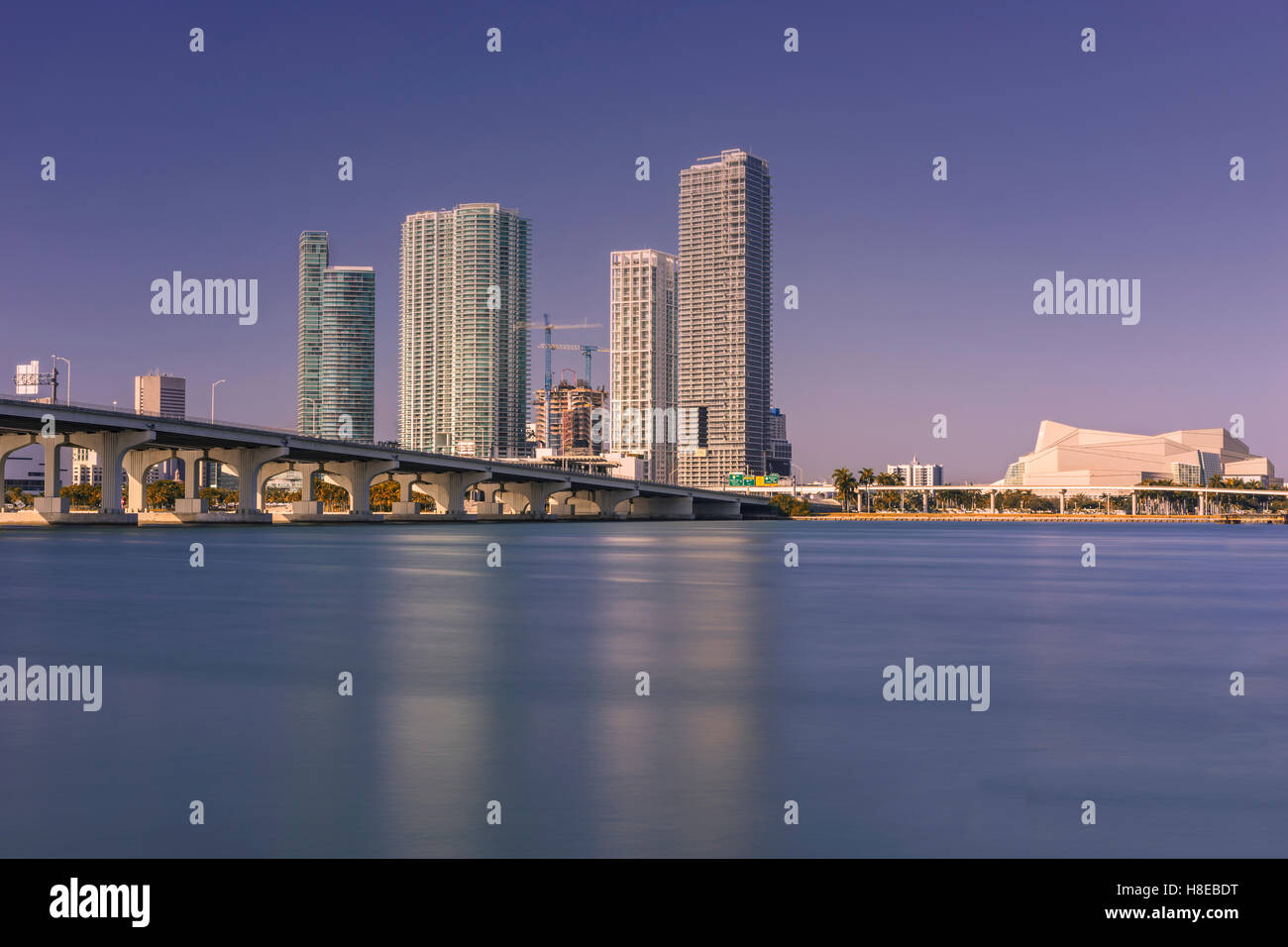 Skyline von Downtown Miami Stockfoto