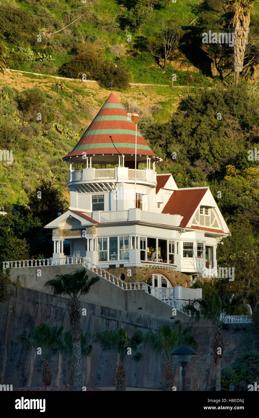 Holly Hill House mit Blick auf den Hafen von Avalon auf Catalina Island in Süd-Kalifornien Stockfoto