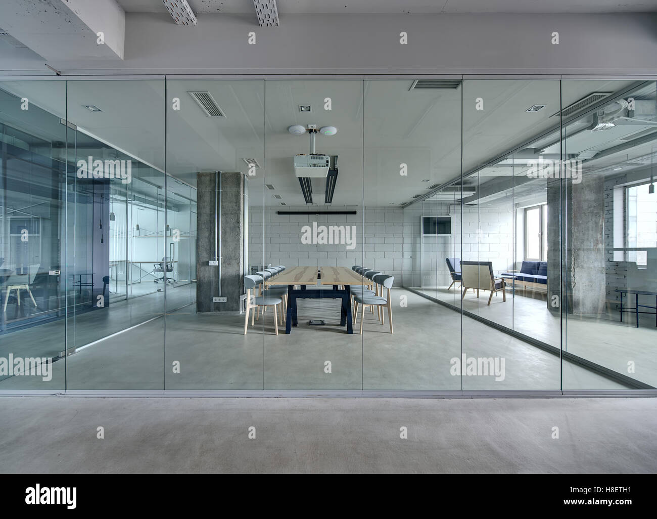 Interieur im Loftstil Stockfoto