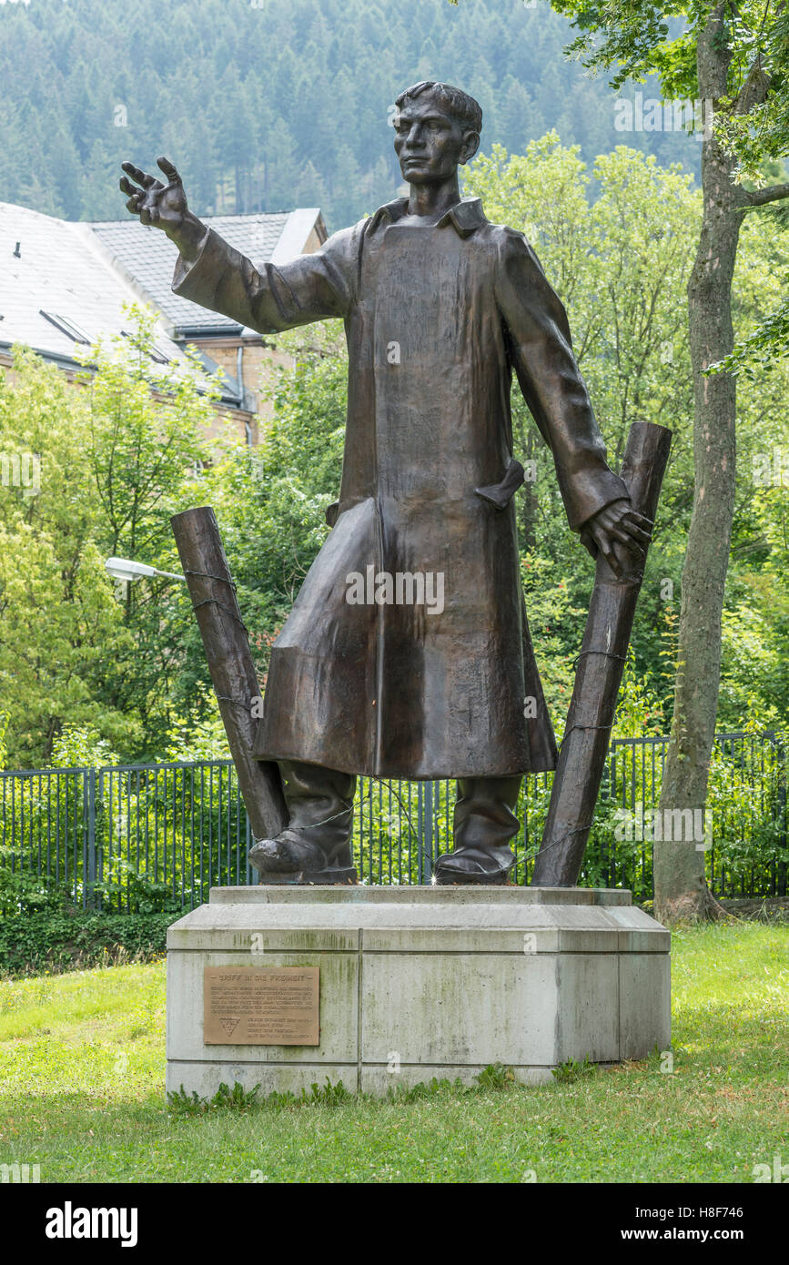 Denkmal für deutsche Kriegsgefangene, Zweiter Weltkrieg, 1955, Bildhauer Fritz Theilmann, Goslar, Niedersachsen, Deutschland Stockfoto