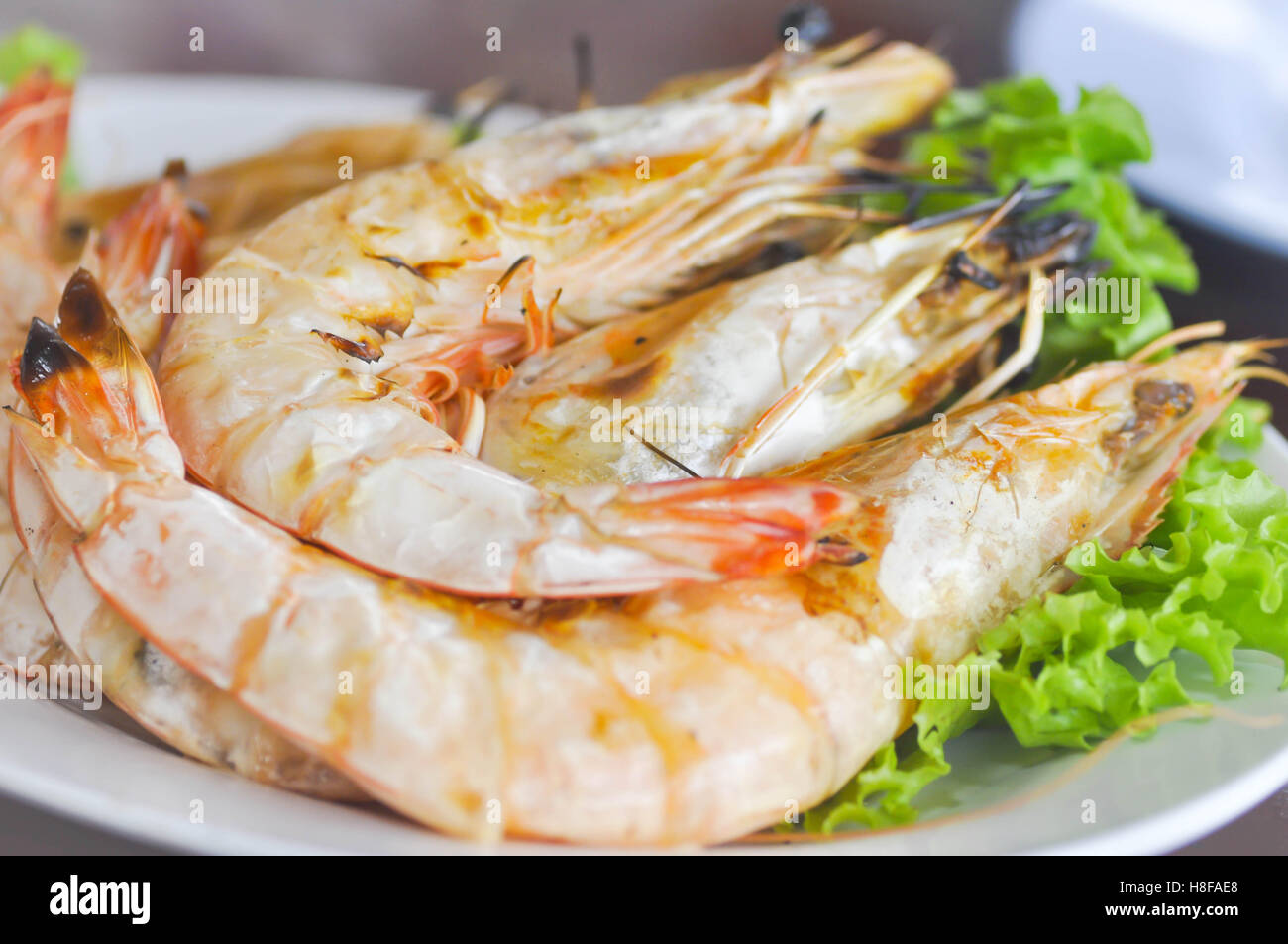 gegrillte Garnelen Gericht auf den Tisch Stockfoto
