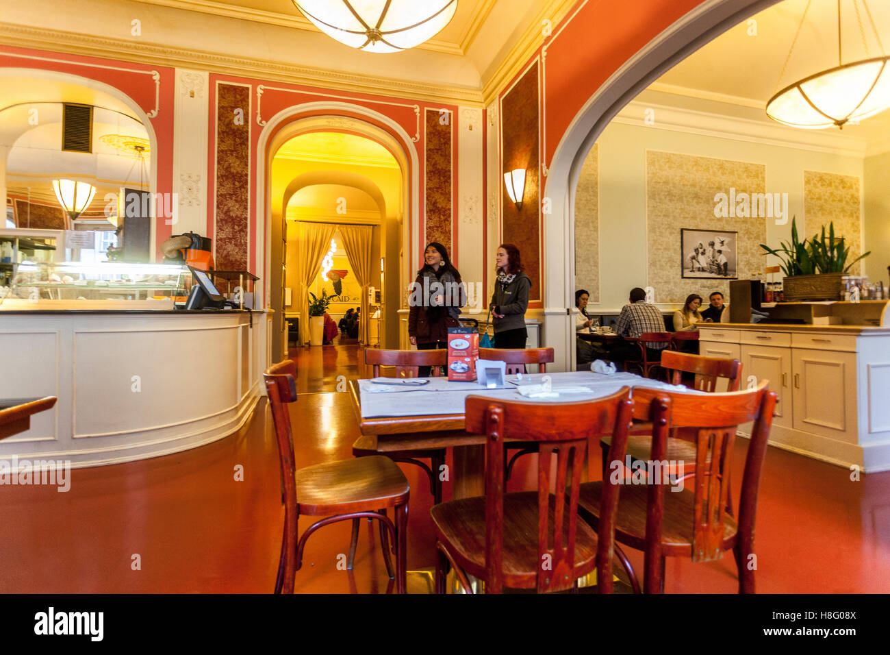 Prag Restaurant Cafe Louvre Innenraum, Prag, Tschechische Republik Stockfoto