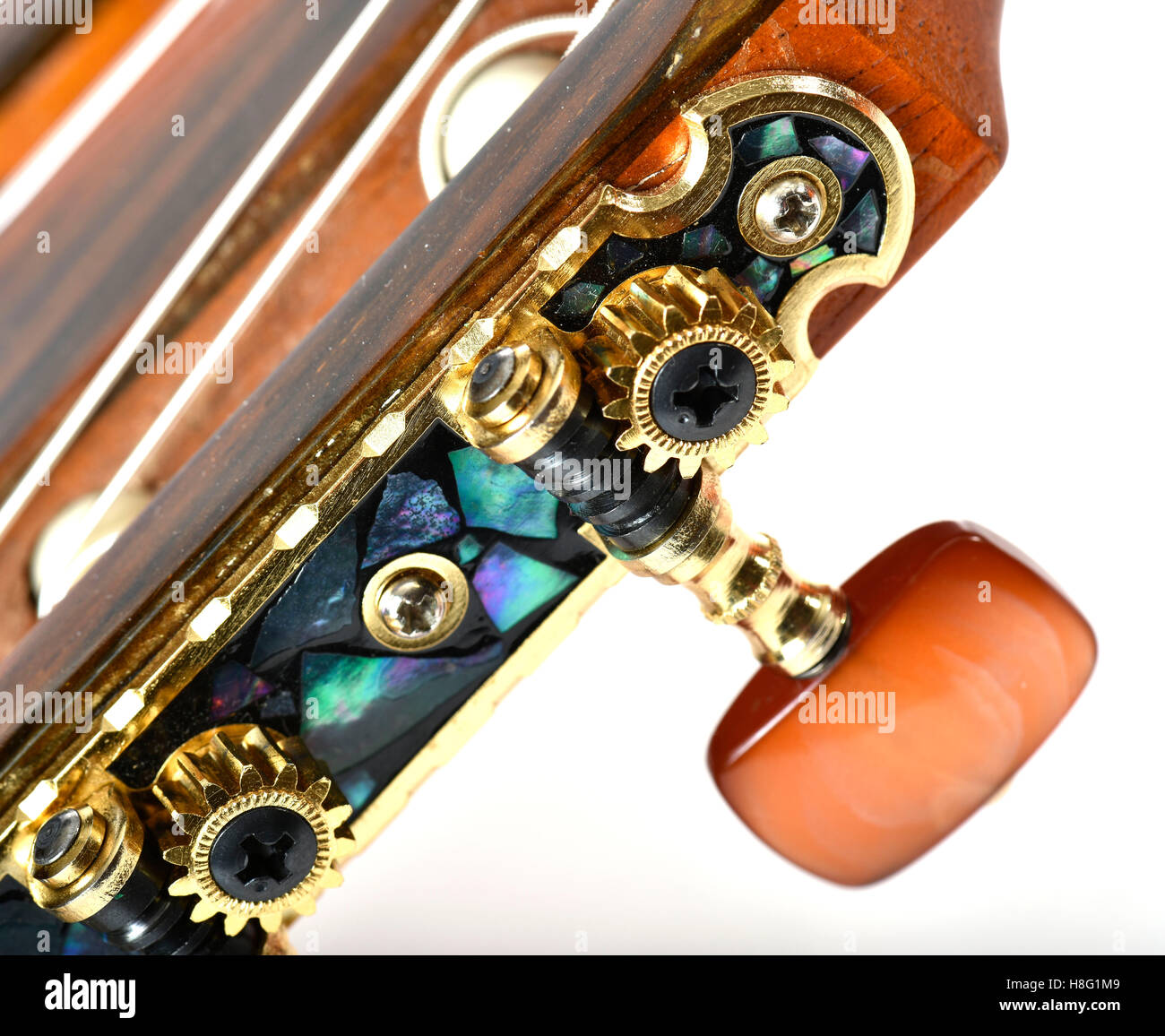 Detailansicht, qualitativ hochwertige tuning-Heringe, Oberteil mit Perlmutt Ornament, Flamenco-Gitarre, klassische Gitarre Stockfoto