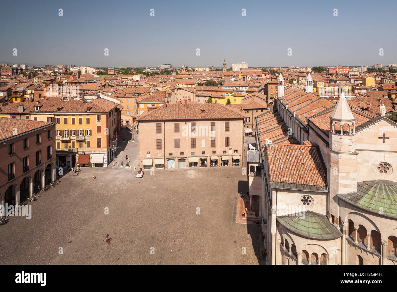 ModenaDom und der Piazza Grande in Modena, Italien. Die Kathedrale
