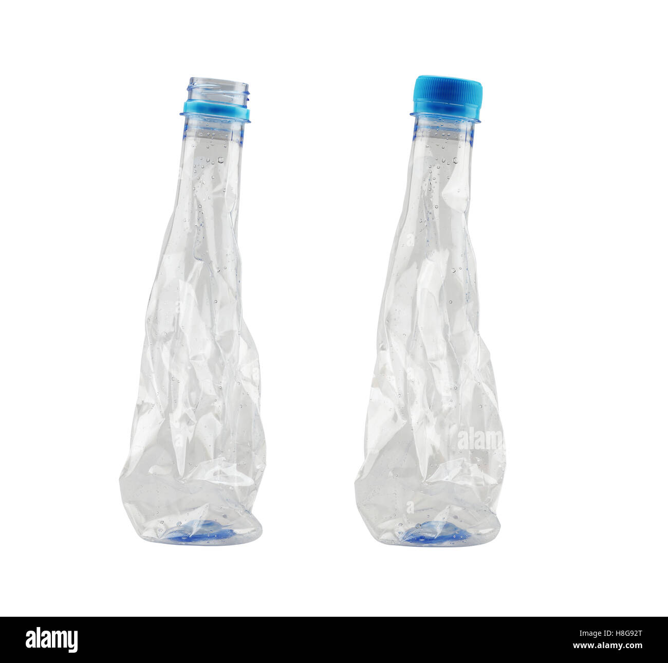 gebrauchte Kunststoff-Flasche isoliert auf weißem Hintergrund und Beschneidungspfade, einfache Bereitstellung haben. Stockfoto