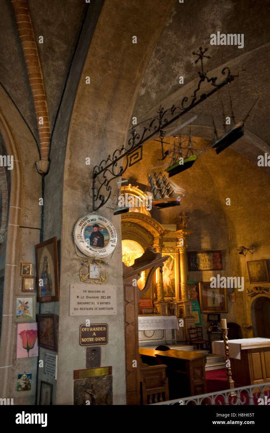 Frankreich, Cote d ' Azur, Cap D Antibes, Kirche der Seefahrer, sterben  Kapelle Notre-Dame-de-la-Garoupe (13. -16. Halbmonatsschrift) in GAP  Stockfotografie - Alamy