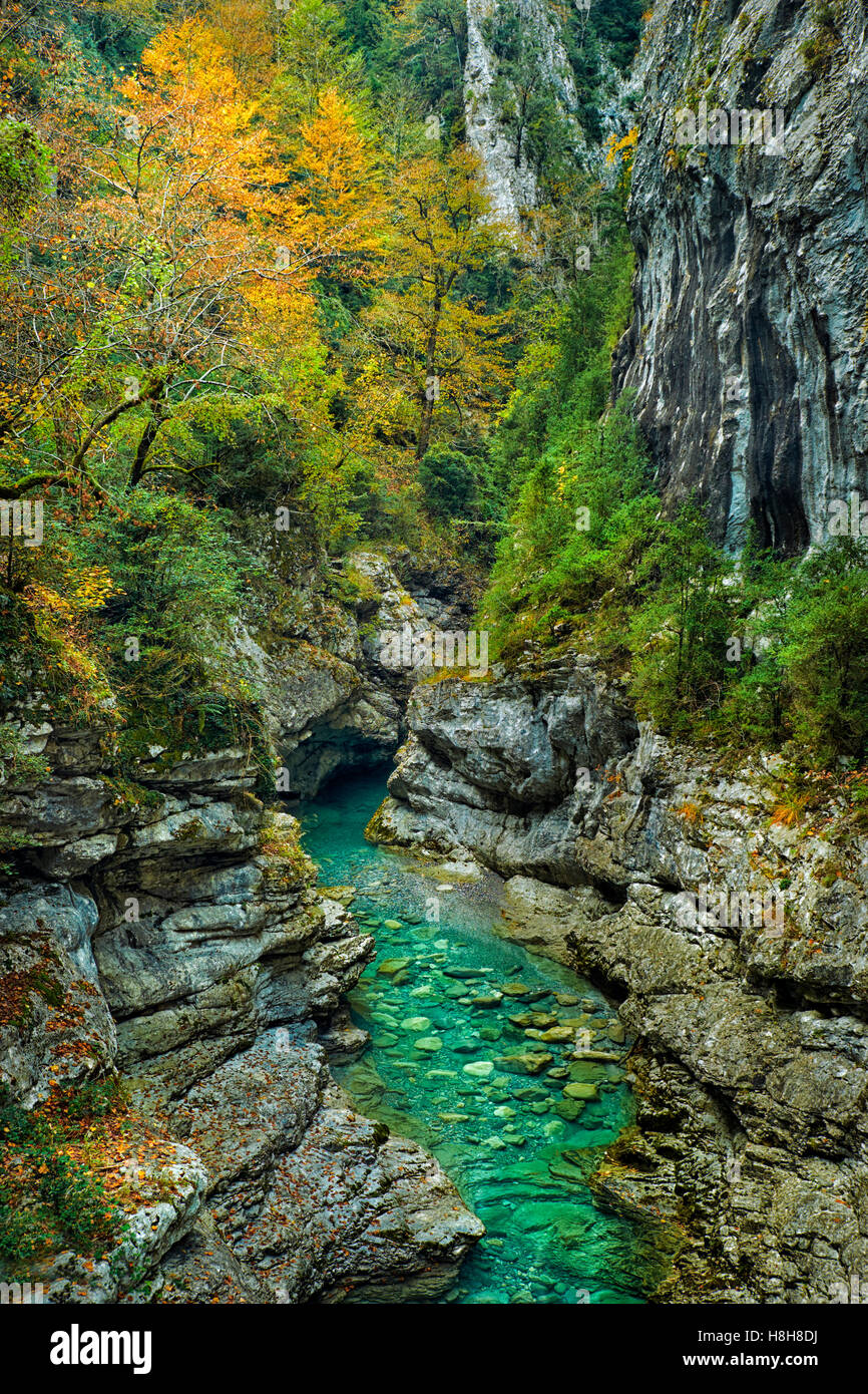 Herbst am Anisclo Canyon. Nationalpark Ordesa und Monte Perdido.Aragon. Spanien. Stockfoto