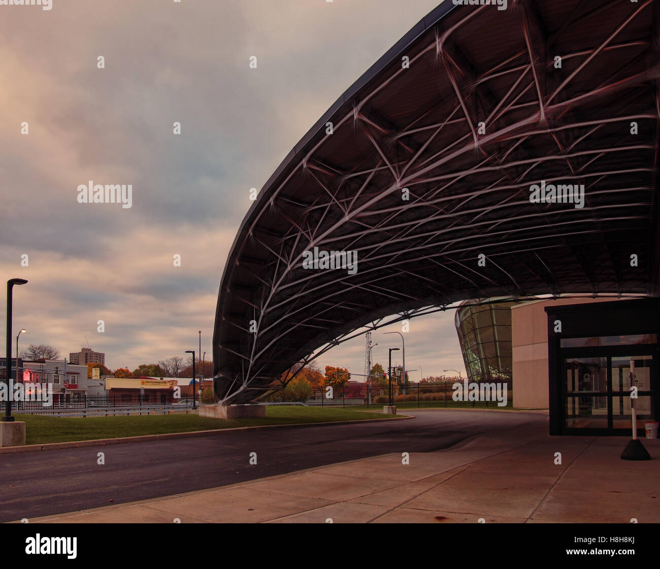 Außen die Strong Museum of Play in Rochester, New York in den frühen Morgenstunden Stockfoto