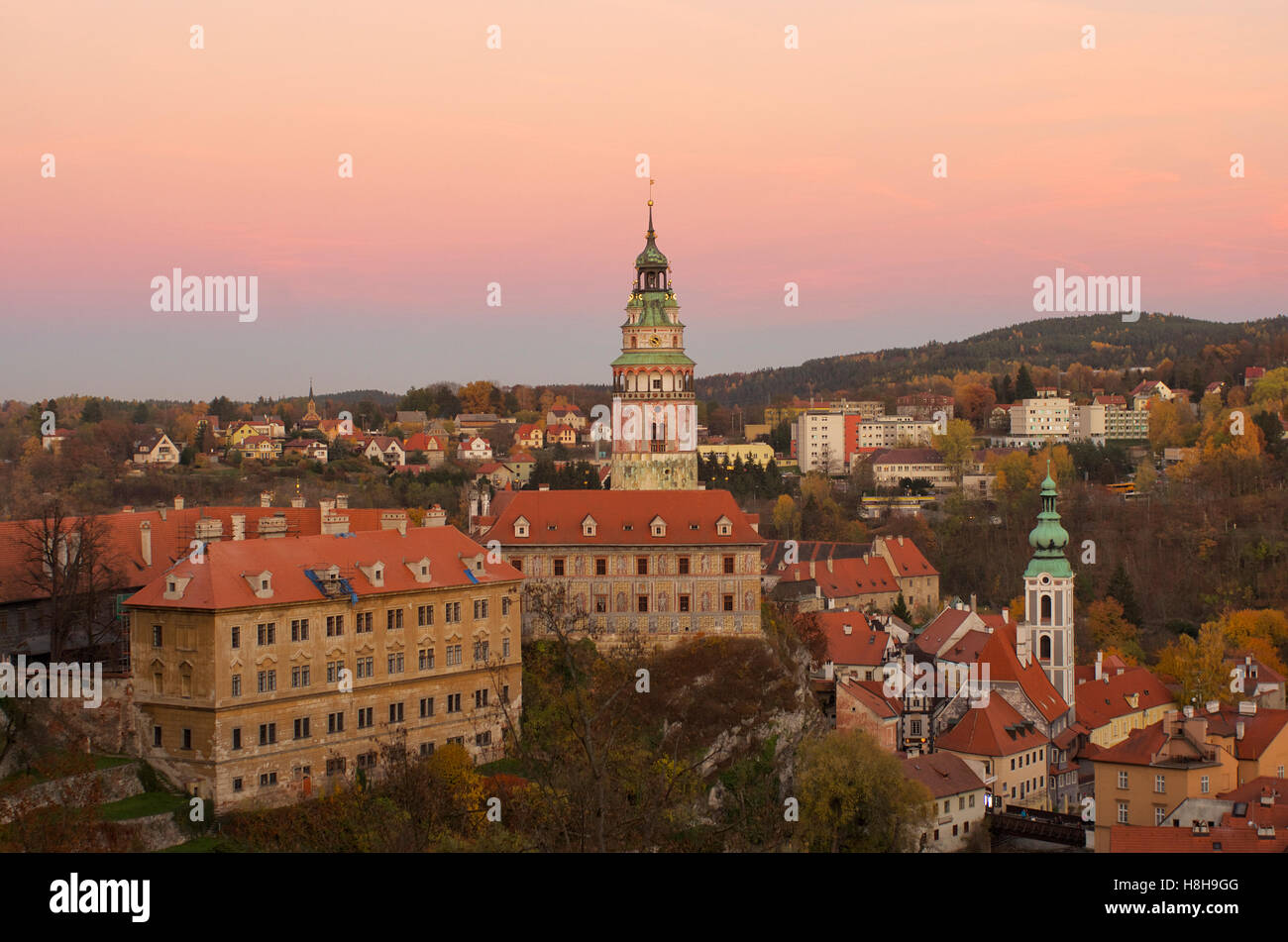 Cesky Krumlov Castle bei Sonnenuntergang Stockfoto