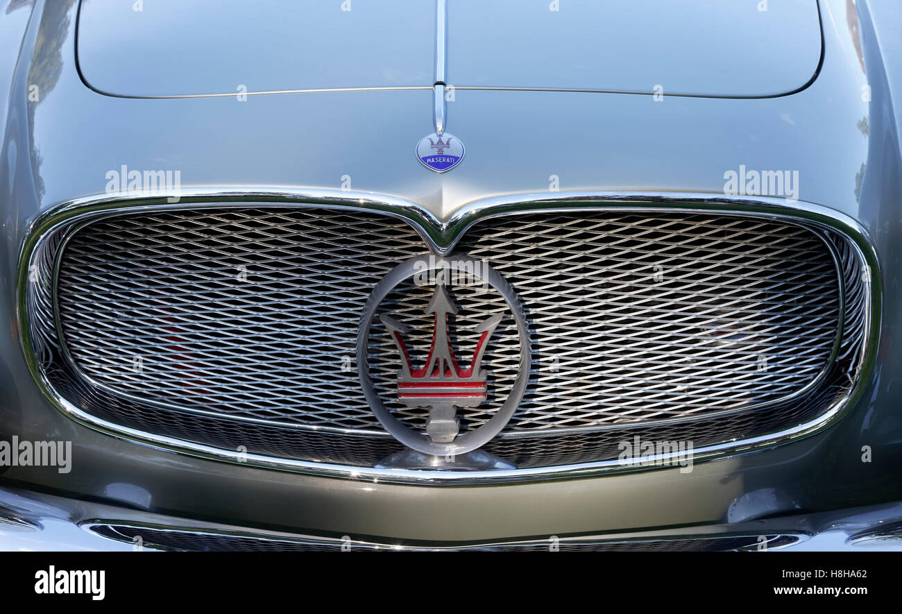 Maserati Emblem, Modell A6G 54 Coupe 2000, im Jahr 1956 gebaut, italienische Oldtimer, Jüchen Schloss Dyck Classic Days 2016 Stockfoto