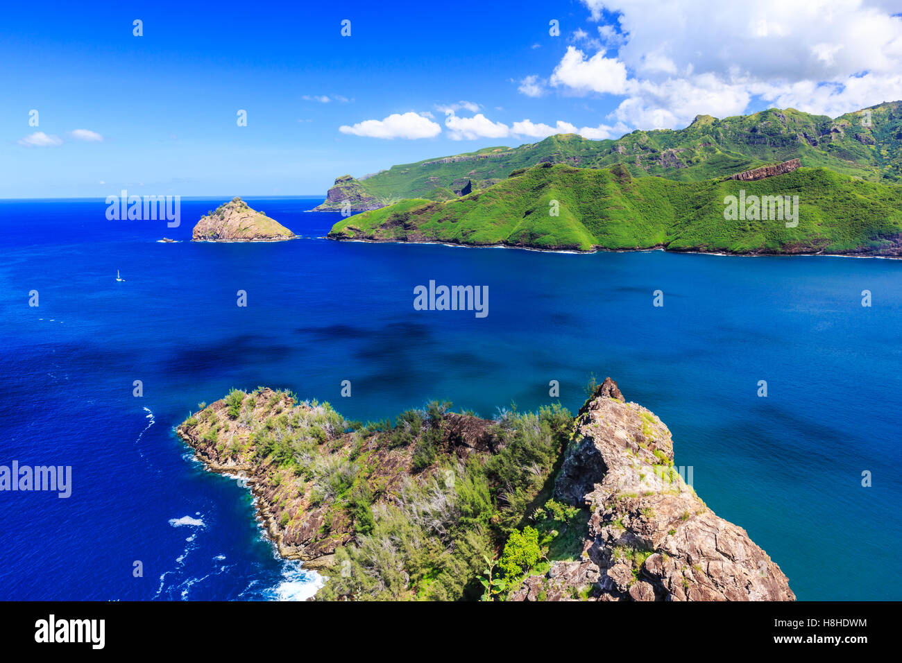 Marquesas-Inseln. Bucht von Taiohae auf der Insel Nuku Hiva. Stockfoto