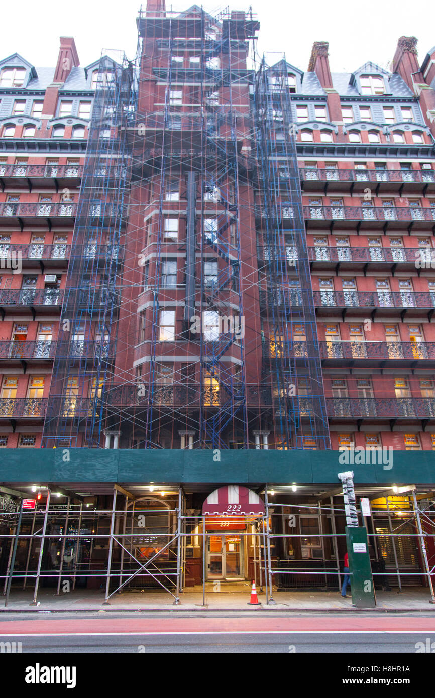 Das Chelsea Hotel, berühmt für die Prominenz der Bewohner, Chelsea, Manhattan, New York City, Vereinigte Staaten von Amerika. Stockfoto