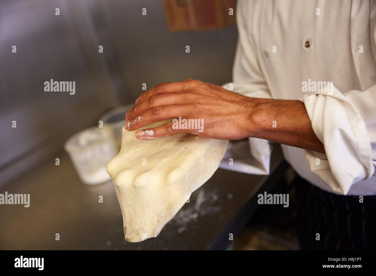 Indisches Restaurant essen Vorbereitung nan Brot Backofen Stockfoto