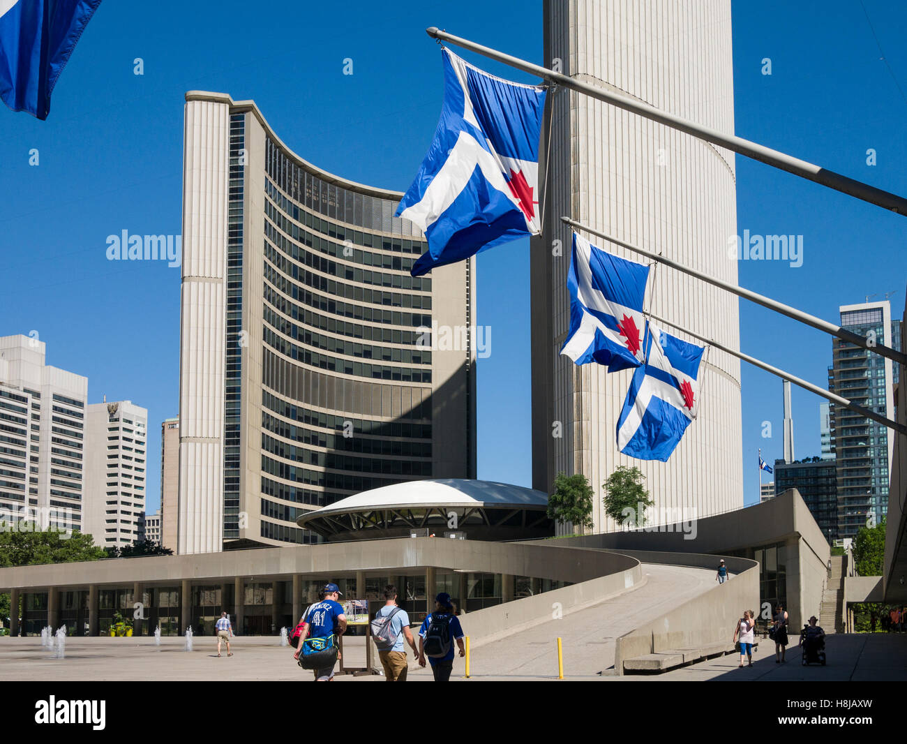 Die Toronto City Hall ist Sitz der Stadtverwaltung von Toronto, Ontario, Kanada und eines der markantesten Wahrzeichen der Stadt. Stockfoto