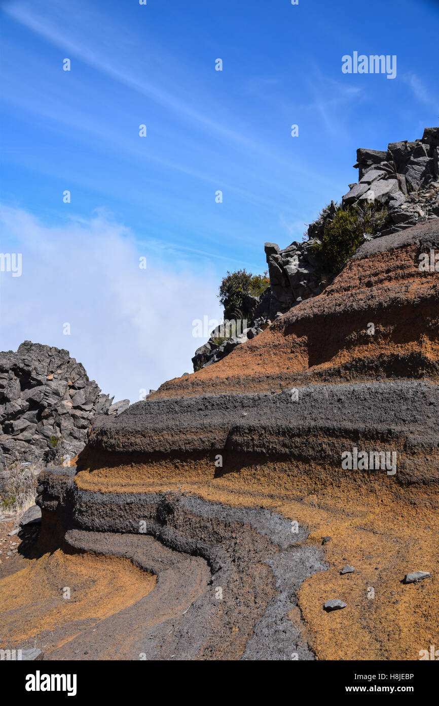 Geologischen Farben der Felsformationen am Pico de Arieiro, Madeira Stockfoto