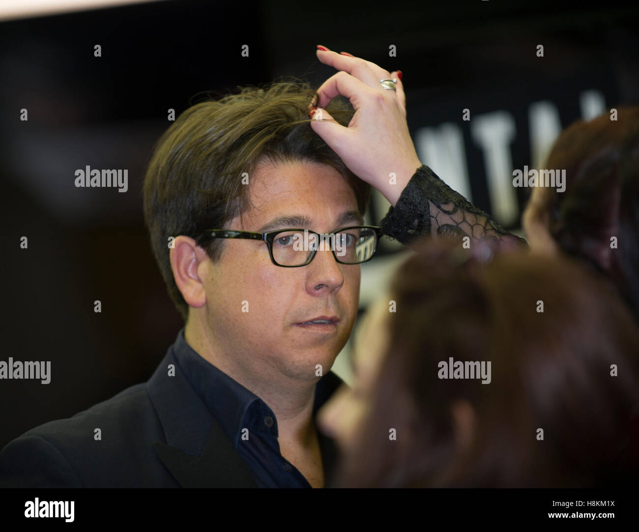 London, UK. 14. November 2016.  Michael McIntyre besucht die Premiere der "School Of Rock The Musical" im New London Theatre, Theatre Royal Drury Lane am 14. November 2016 in London, England. Bildnachweis: Gary Mitchell/Alamy Live-Nachrichten Stockfoto