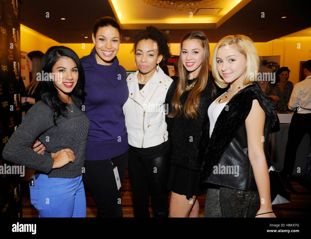 Jordin Sparks und Sweet Spannung besucht die KIIS FM Pre American Music Awards Gifting Suite am 23. November 2013 im JW Marriott in Los Angeles, Kalifornien. Stockfoto