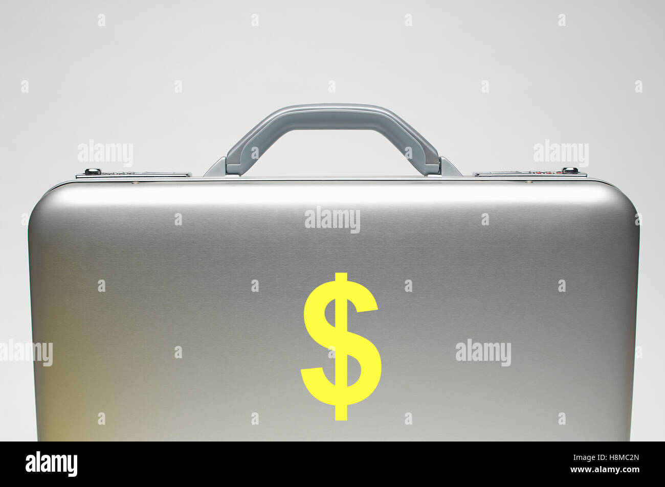 Silber Aktentasche mit Dollar-symbol Stockfoto