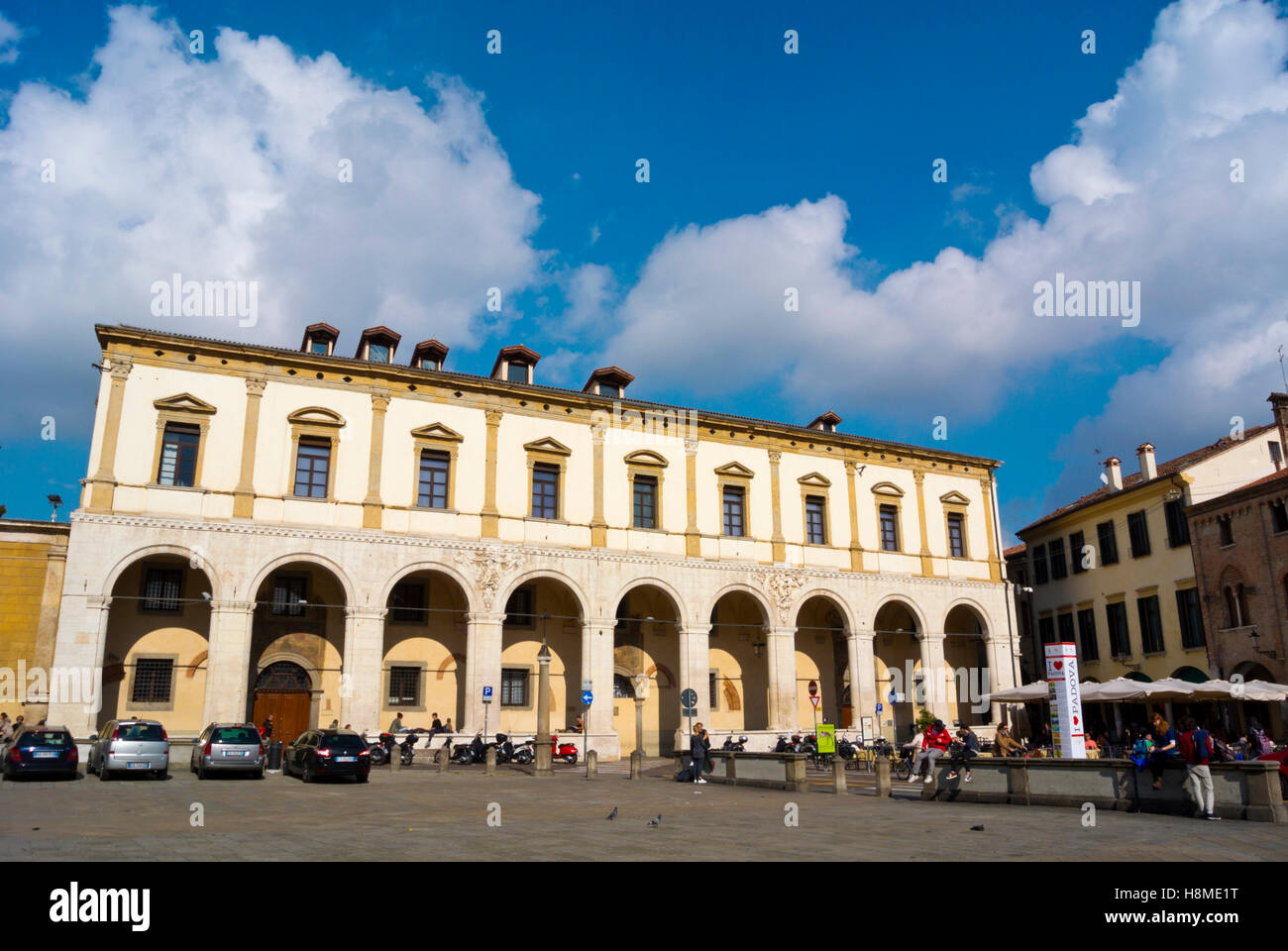 Palazzo del Monte di Pietá, Piazza Duomo, Padua, Veneto, Italien Stockfoto