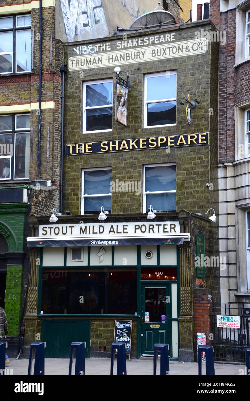 Das Shakespeare Pub, Bethnal Green Road, Bethnal Green, London, England Stockfoto