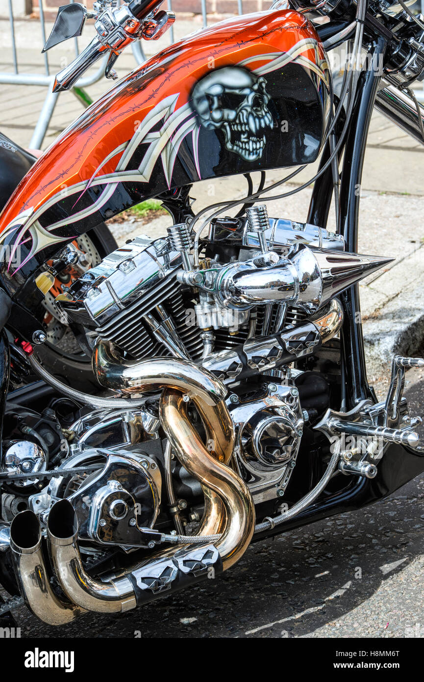 Custom Harley Davidson Motorrad bei einer Motorrad-Show in England Stockfoto