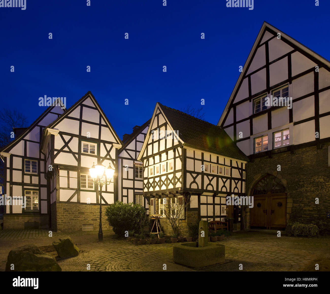 Deutschland, Ruhrgebiet, Wetter an der Ruhr, befindet sich im alten Teil der Stadt, fünf Giebel Ecke. Stockfoto