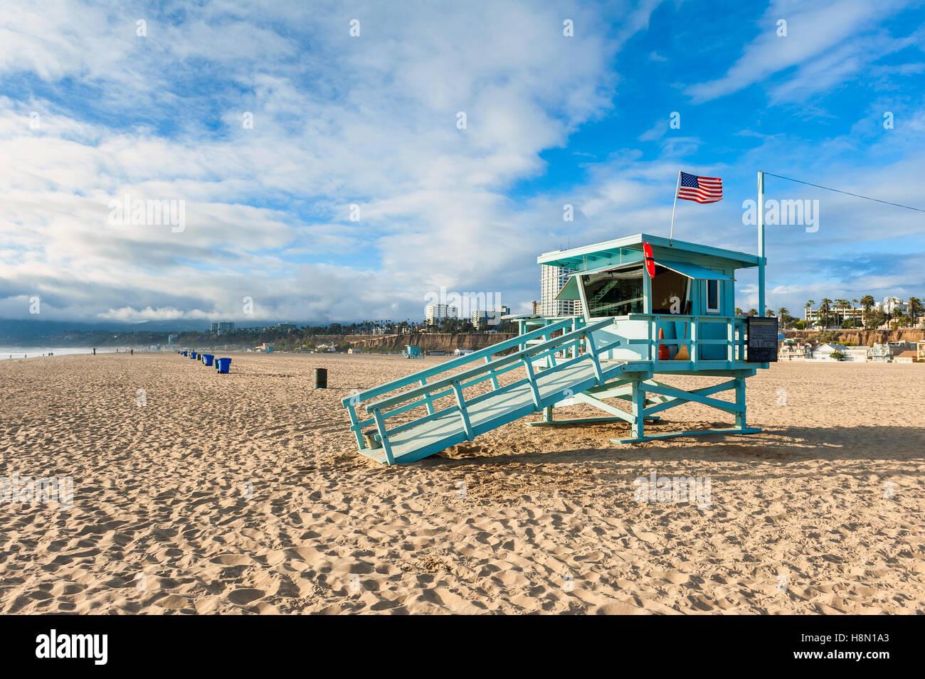 Rettungsschwimmer-Hütte am Santa Monica Beach Kalifornien Stockfoto