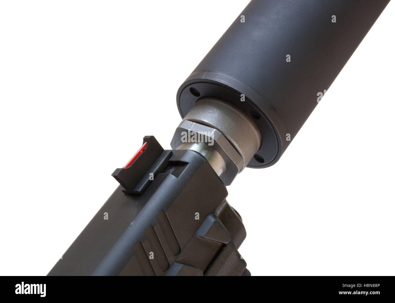 Pistole mit Schalldämpfer montiert auf einem weißen Hintergrund isoliert Stockfoto